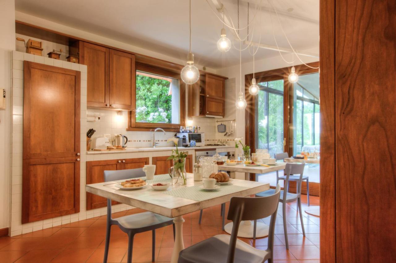 B&B Maison Il Melograno San Marino Bagian luar foto